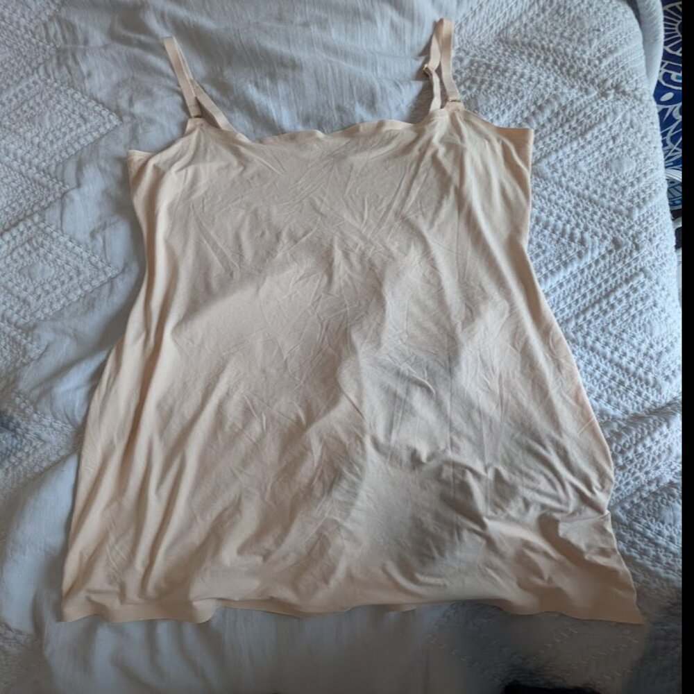 BODYWEAR Victoria's Secret Feather Soft Innovation Slip Dress LIKE NEW Womens XL